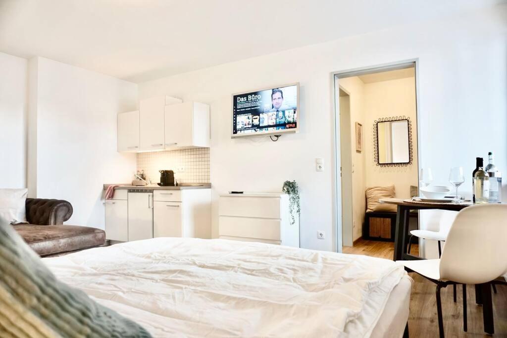 Stylisches Studio Mit Privatem Stellplatz Wenige Minuten Von Der Innenstadt & Mosel Koblenz  Exteriör bild
